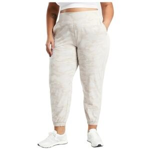 NWT Athleta Brooklyn Camo High Rise‎ Jogger Pants Size 22 Activewear Loungewear